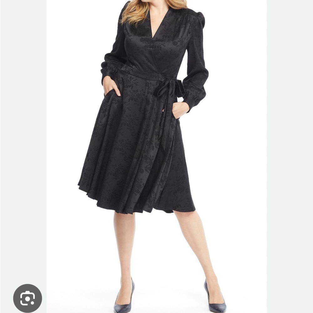 Gal Meets Glam Ivy Dress